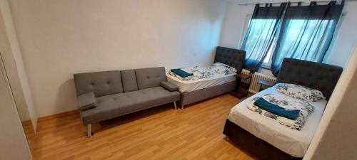 Niederursel Apartment | FMI Nordwest Center