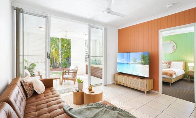 Bungalow Apartment | Focus on Spence