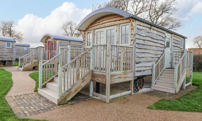 Ryther Cottage | FOLKLORE, romantic, character holiday cottage in Tadcaster