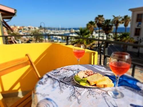Portoscuso House | Follow The Sun Casa fronte mare