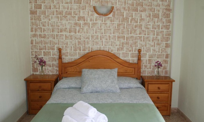 Escalona House | Fonda Naval