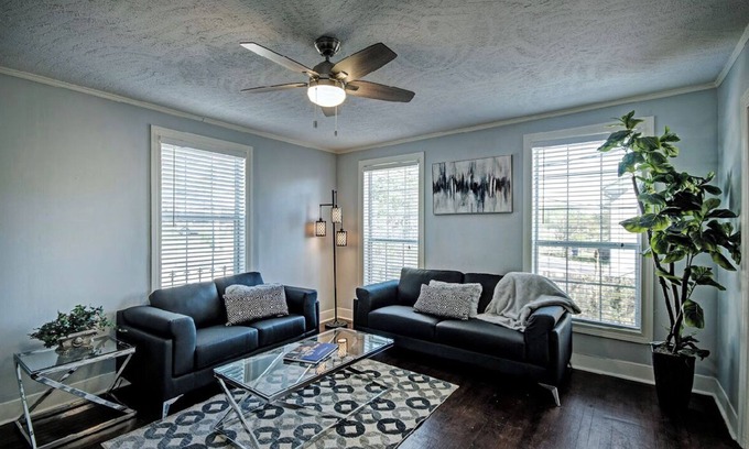 Fondren Apartment | Fondren: Modern Magnolia