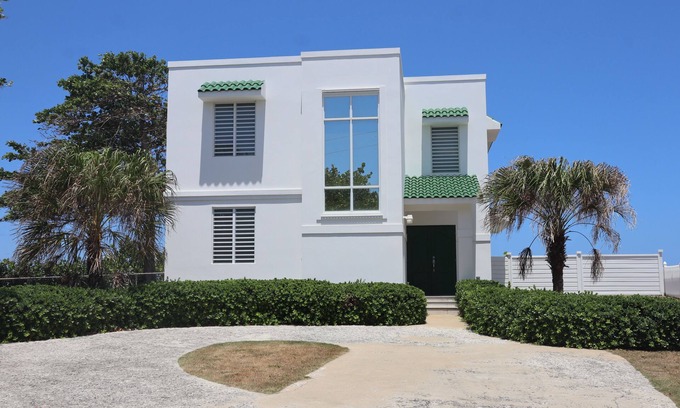 Rio Grande House | Font Beach Villa w/Private Pool
