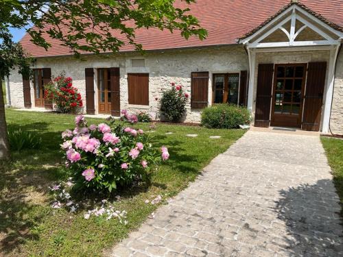 Monsaguel House | FONTOURSINE Longère XVIII