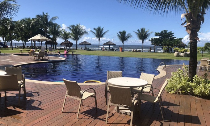Diogo Apartment | Foot on the sand . coral paradise, guarajuba!