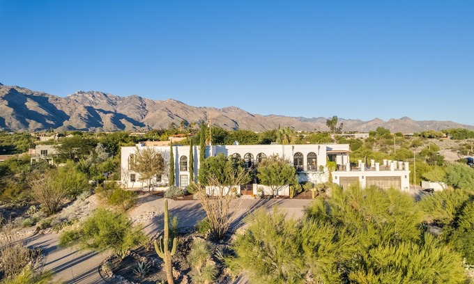 Flecha Caida Ranch Estates Cottage | Foothills Luxury Casita with Private Pickleball Court