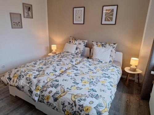 Bielefeld Apartment | for 4 - parking space for car - Internet