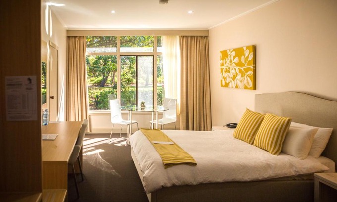 Whyalla Hotel | Foreshore Motor Inn
