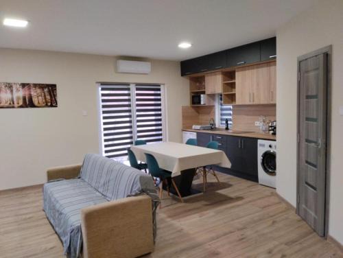 Sostogyogyfurdo Apartment | Forest Apartman