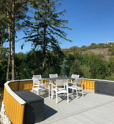 Fredrikstad House | Forest Cabin By The Sea Near Fredrikstad