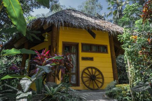 Valencia Resort | Forest Camp