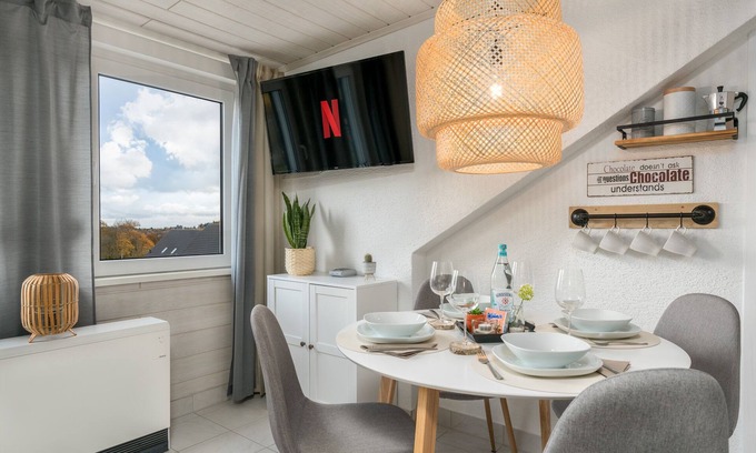 Winterberg Apartment | Forest - directly on the slopes & lift, SNES, ski depot, SummerCard
