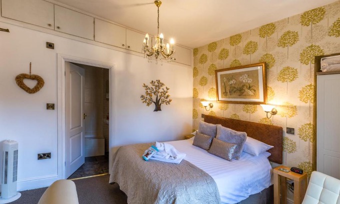 South Shields House | Forest Guest House