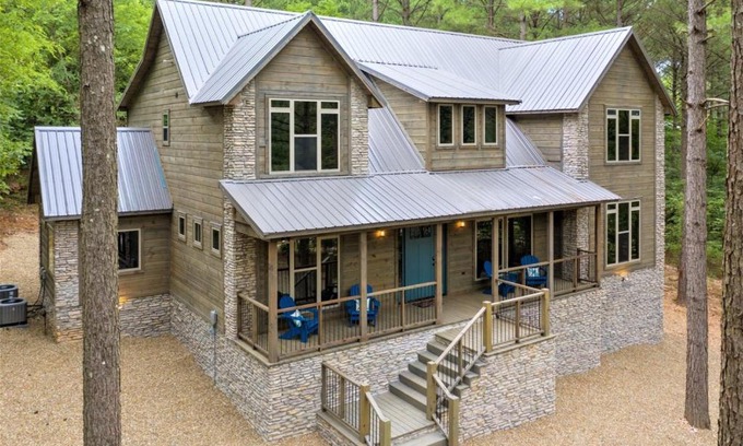 Broken Bow House | Forest Home