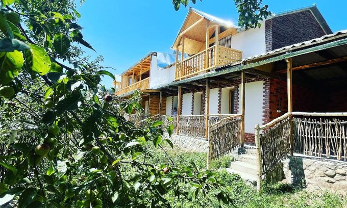 Kaputan House | Forest INN