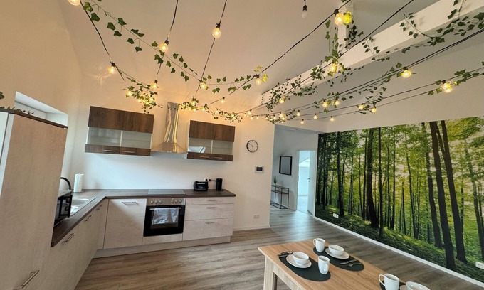 Gemunden Apartment | Forest magic - modern time out in the countryside