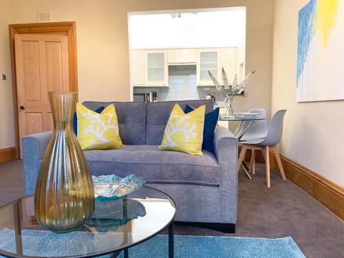 Glenisla House | Forest Park Apartment