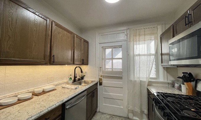 St. Louis Apartment | Forest Park Style Studio in STL!