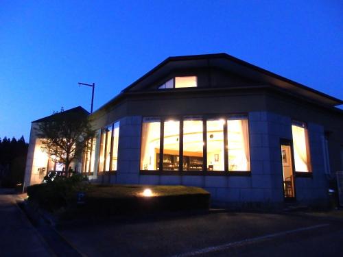 Mikata-gun Hotel | Forest Villa YUMESUZU the Closest Accommodation to the Metasequoia Tree-lined Avenue