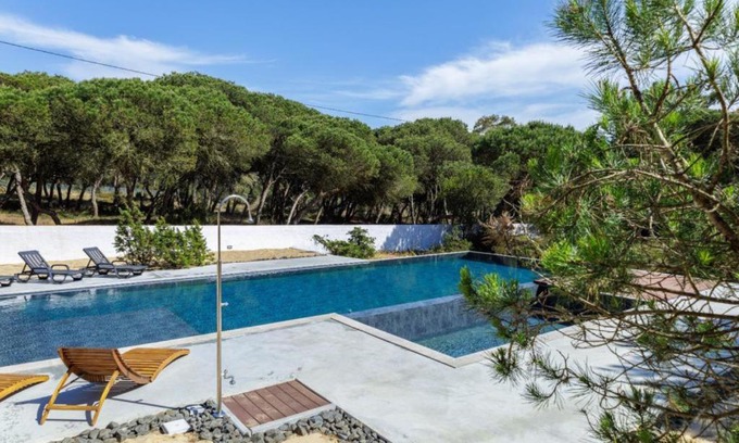 Azenhas do Mar House | Forest Village