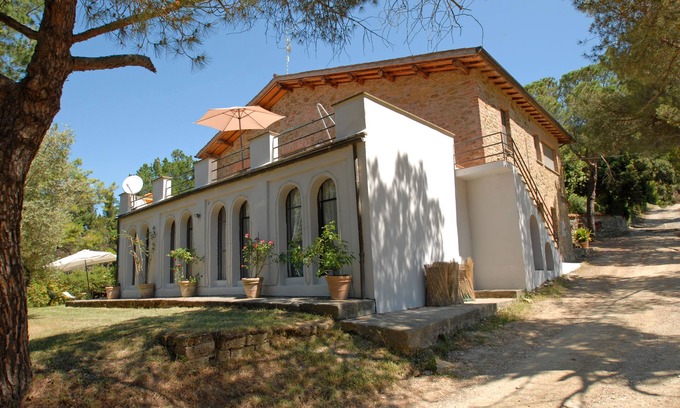 Citta della Pieve Cabin | Foresteria 3: Relax in a huge park, heated pool/Jacuzzi, playground, fitness.