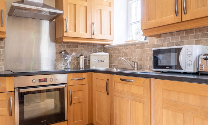 Graythwaite Cottage | Forge - sleeps 4 guests in 3 bedrooms