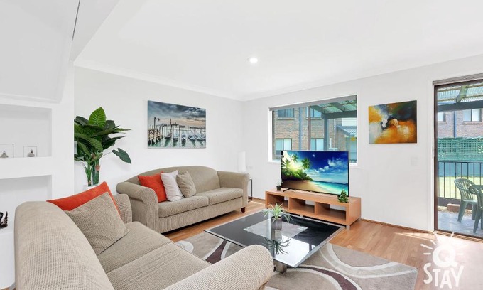Nerang Apartment | Fountain View Estate - QSTAY
