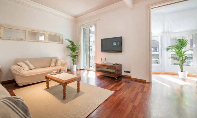 Sant Gervasi Apartment | Four bedroom apartment in Balmes - You Stylish
