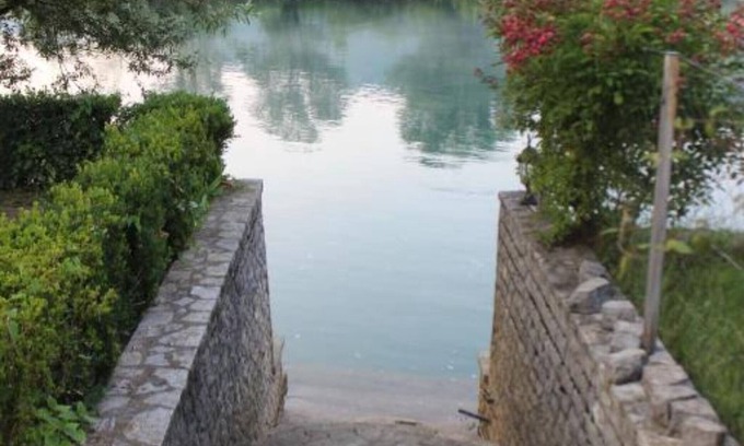 Bihac House | Four bedroom house with river view