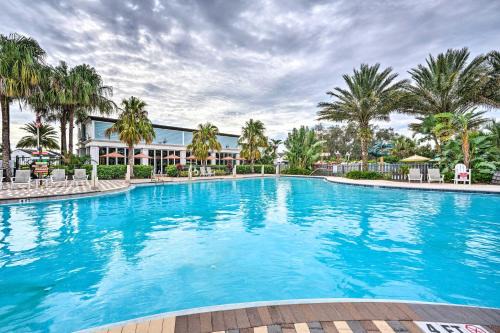 Davenport House | Four Corners Townhome with Pool Access Near Disney!