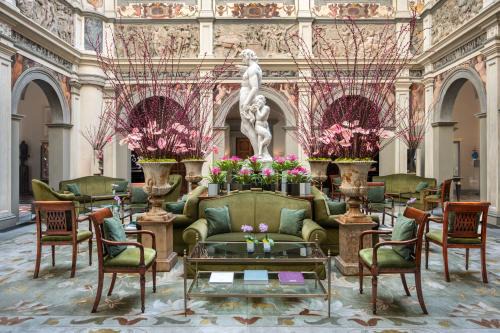 Santissima Annunziata Hotel | Four Seasons Hotel Firenze