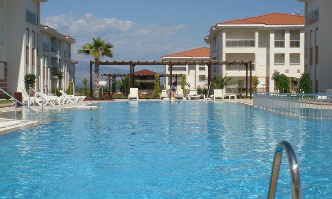Kemer Mahallesi Apartment | Four Seasons I -10 with 2 bedrooms guarantees a wonderful holiday