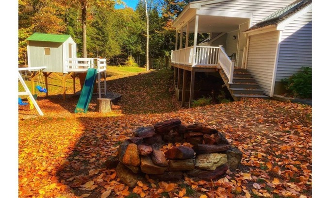 Belmont House | Four Seasons of Fun! HotTub, Zipline & More