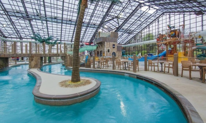 Sheridan House | Four Villas | Dining Area and Balcony | Pools and Indoor Activities