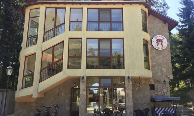 Peshtera Hotel | Fox House
