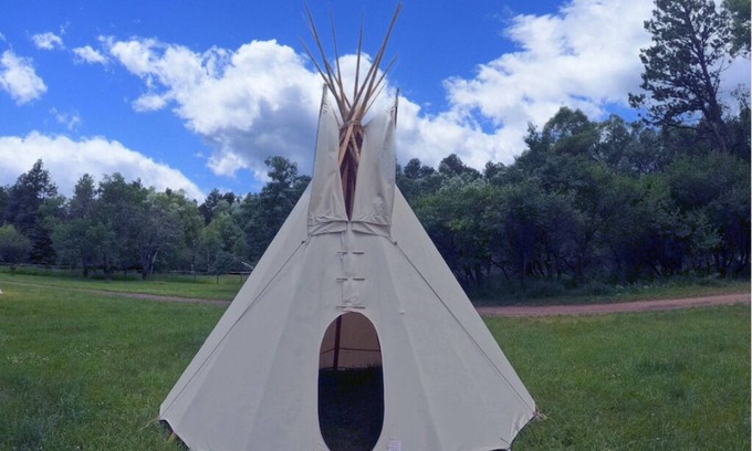 Saddlestring House | Fox Tipi, Rustic "Fox" Tipi by Bighorn Mountains