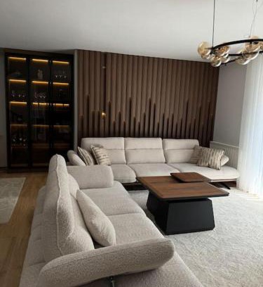 Brezovice Villa | FOX Villa - Brezovica Escape