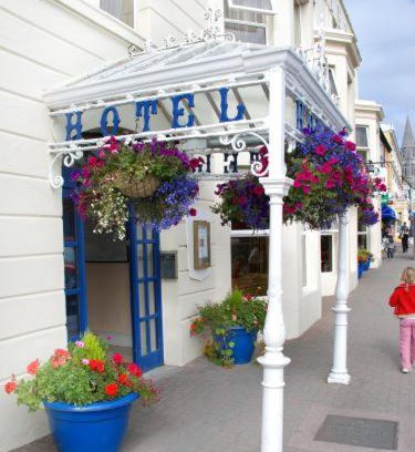 Clifden Hotel | Foyles Hotel