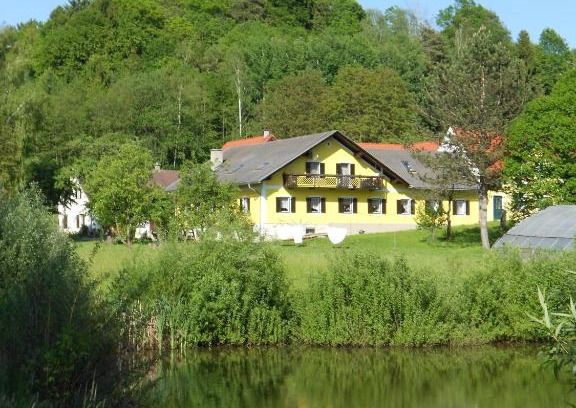 Bad Waltersdorf Bed & Breakfast | Frühstückspension Krump