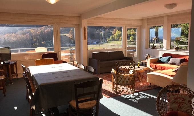 Besse-et-Saint-Anastaise Apartment | Luxury apartment in center, 3 bedrooms, sleeps 7