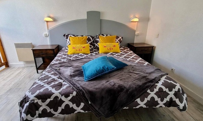 Kerfany-les-Pins Apartment | Studio Mezzanine 150m de Plage