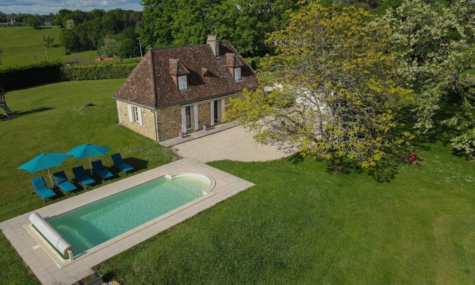 Rouffignac-Saint-Cernin-de-Reilhac House | Charming stone house with private heated pool and panoramic views