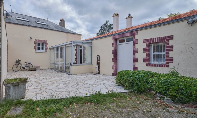 Saint-Julien-de-Concelles House | 130 m² House ∙ 3 bedrooms ∙ 9 guests