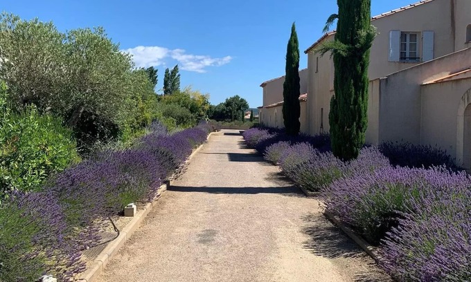 Saint-Laurent-de-la-Cabrerisse Villa | Wake Up In a French Villa Surrounded by a Vineyards and Beautiful Scenery.