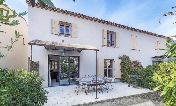 Saint-Laurent-de-la-Cabrerisse House | Gorgeous home in Saint-Laurent-de-la-Cabrerisse