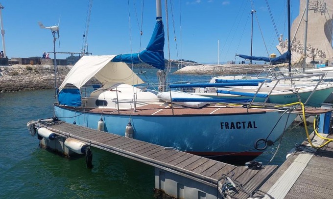 Belem Boat Rental | FRACTAL - Vintage Sailboat in Belém