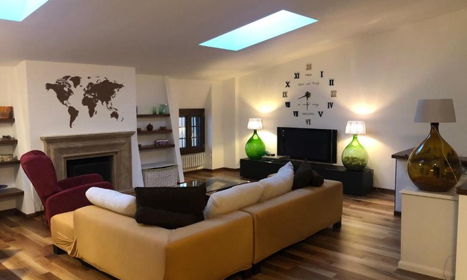 Lazise Old Town Apartment | Frane House