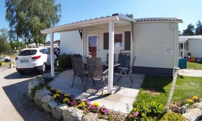 Kahl Apartment | "FRANKFURT" - house on the lake with sandy beach and lake view near Rhein-Main and Spessart