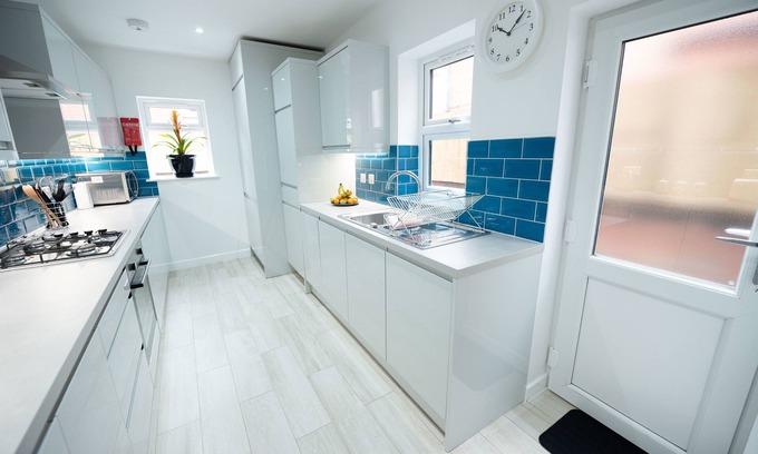 Reading House | Franklin Lodge