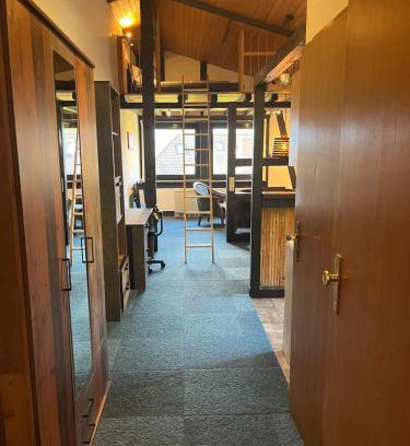 Marburg Apartment | Franziska's Ferienwohnung - Die Unterkunft in ruhiger Lage direkt am Wald